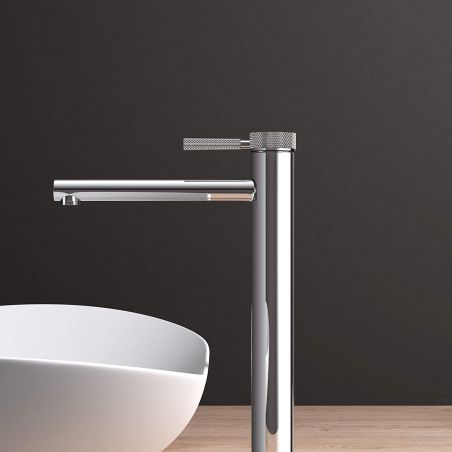 Baterie lavoar EGO-Tiona Chrome High, montaj pe blat, finisaj Crom, perlator aer, design deosebit