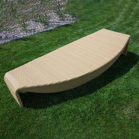Sezlong de plaja, Bej, aluminiu si poliratan, forma de frunza , ideal pentru pisicina, teresa , Acapulco