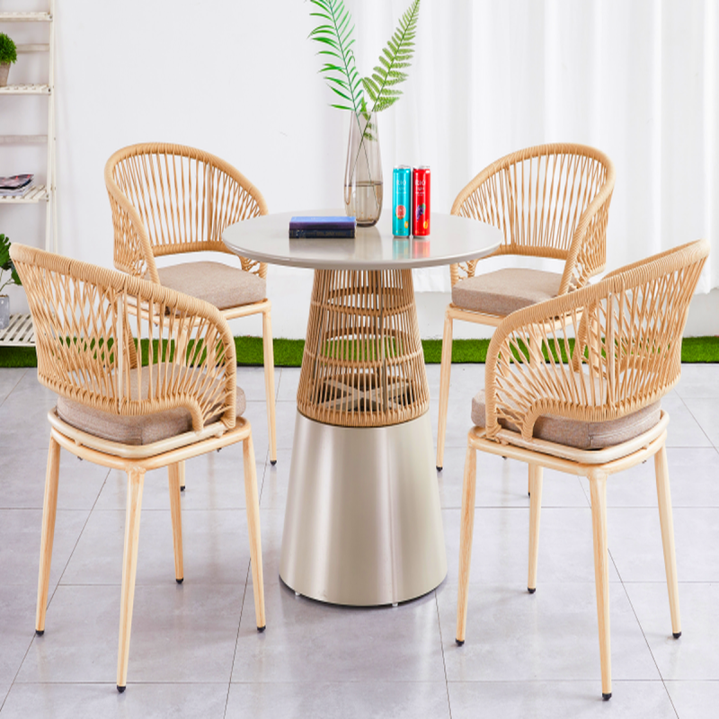 Set mobilier terasa sau gradina,  masa si 4 scaune, cadru aluminiu si impletitura de poliratan, June