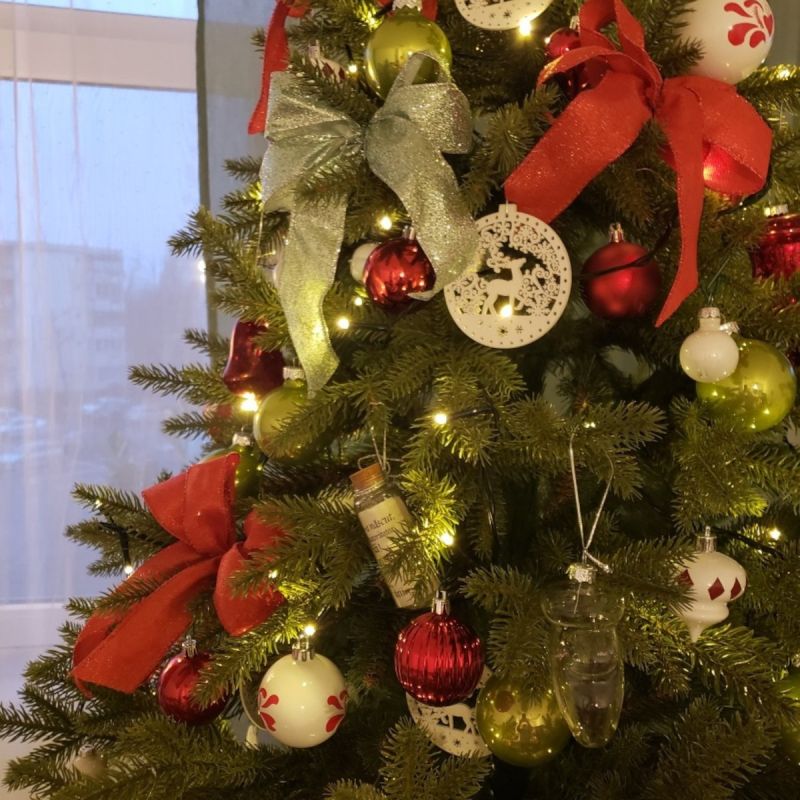 Brad de Craciun artificial, premium,  ramuri 3D PE, 250 cm, suport inclus,  Ego-Sw