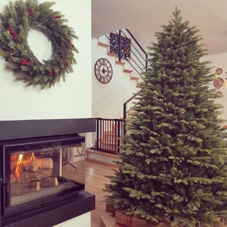 Brad de Craciun premium cu LED, ramuri 3D, dimensiune 220 cm, Normandian PE, suport metalic inclus