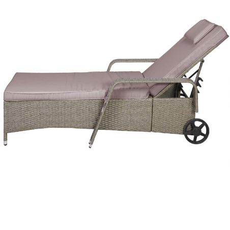 Sezlong din poliratan, roti pentru transport, cadru din otel, cu spatar reglabil in 6 trepte, perna Taupe inclusa, 190x90 cm