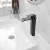Baterie lavoar, tip cascada, inaltime 30 cm, montaj pe blat, Negru Mat, Avira