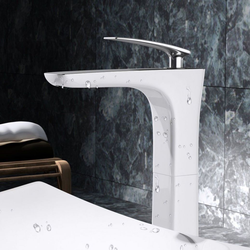 Baterie lavoar 1298 W, montaj pe blat, finisaj emailat Alb, perlator aer, design deosebit