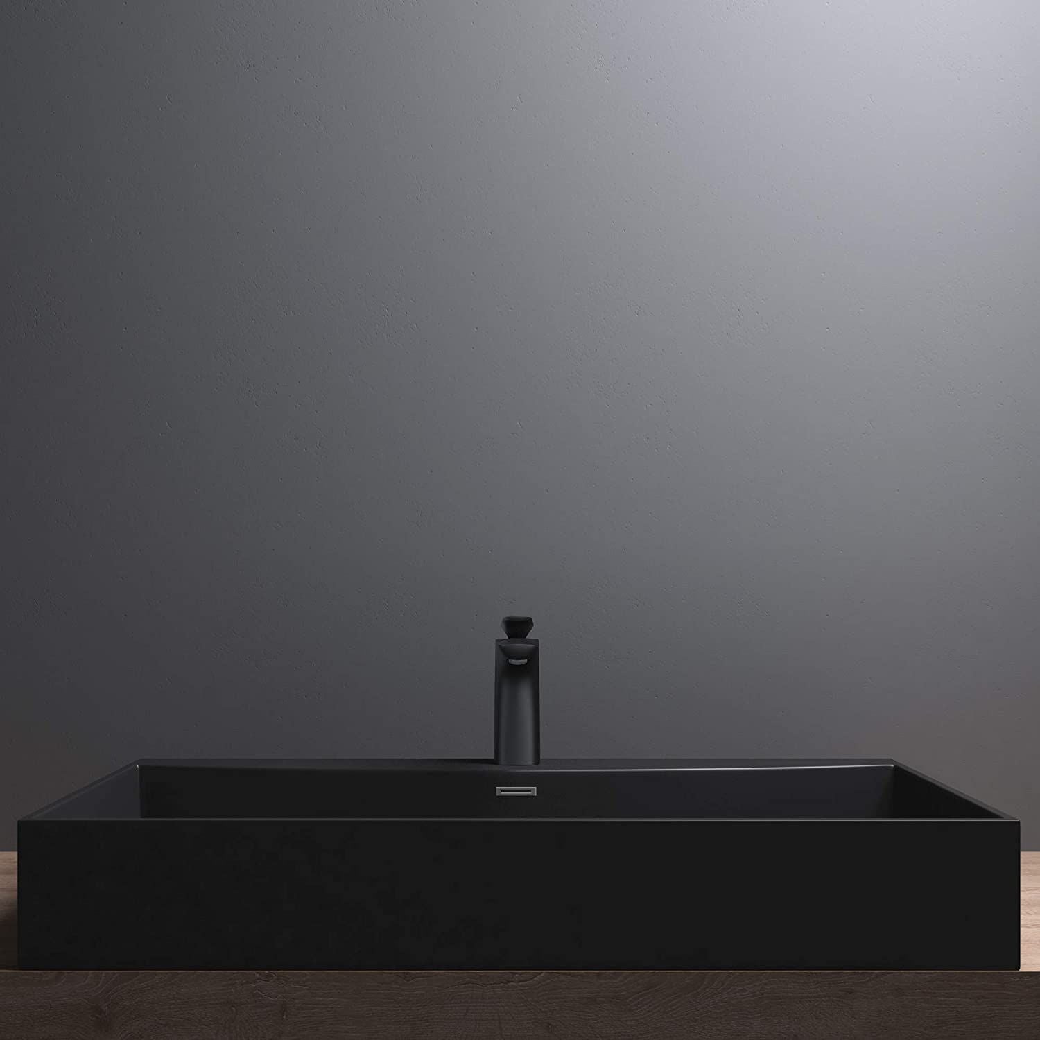Baterie lavoar EGO-Brandi Black Low, montaj pe lavoar, finisaj Negru Mat, perlator aer, design deosebit