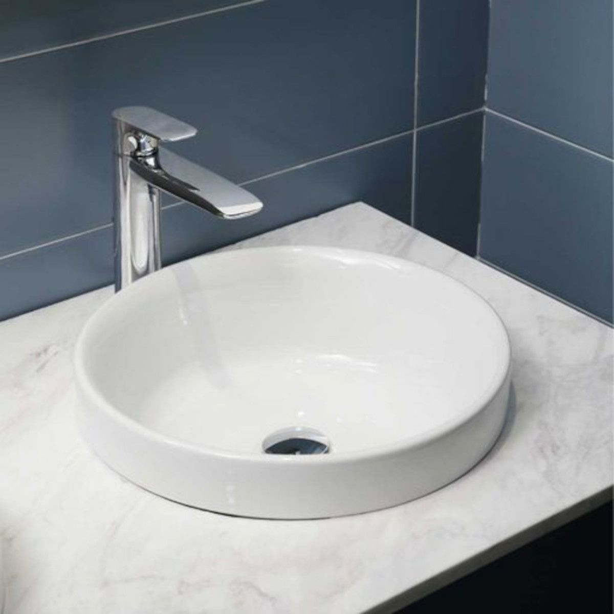 Lavoar, Alb, diametru 40 cm, fara gaura de baterie, montaj semi-incastrat, ceramica sanitara, Globus