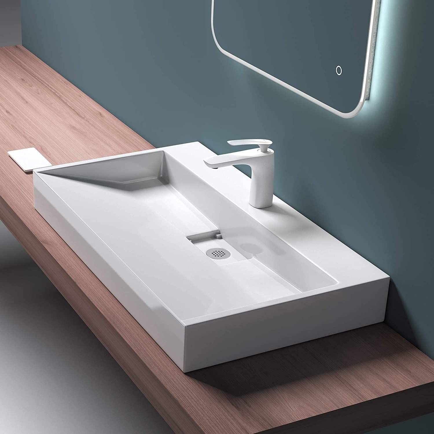 Lavoar EGO 19, Alb, mat, dimensiuni intre 60-90 cm, compozit marmura, montaj suspendat sau pe blat, cu o gaura de baterie