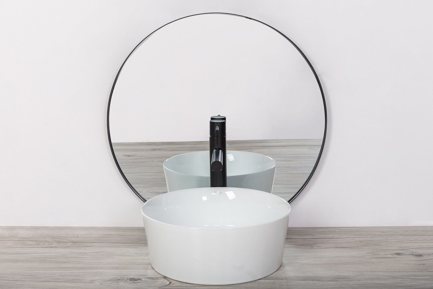 Lavoar EGO-Ida Alb, 36cm, design deosebit, ceramica sanitara, montaj pe blat      Catalog Produse