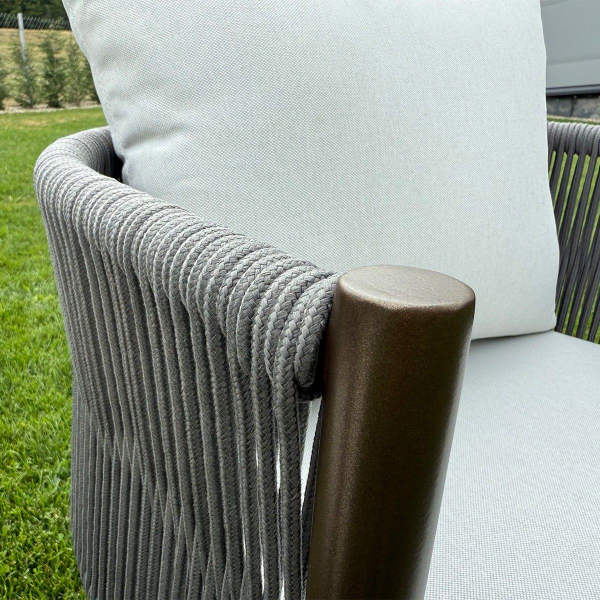 Set mobilier de 6 persoane, terasa sau gradina, aluminiu, masa robusta 214x100 cm + 6 scaune cu impletitura tip funie, Nova Luxe